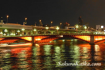 吾妻橋のライトアップ